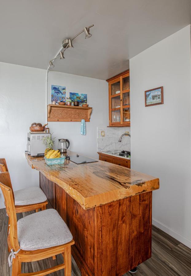 Breezy Beachfront Bali-Style Haven 180 Degree Oceanview Hau'ula Buitenkant foto