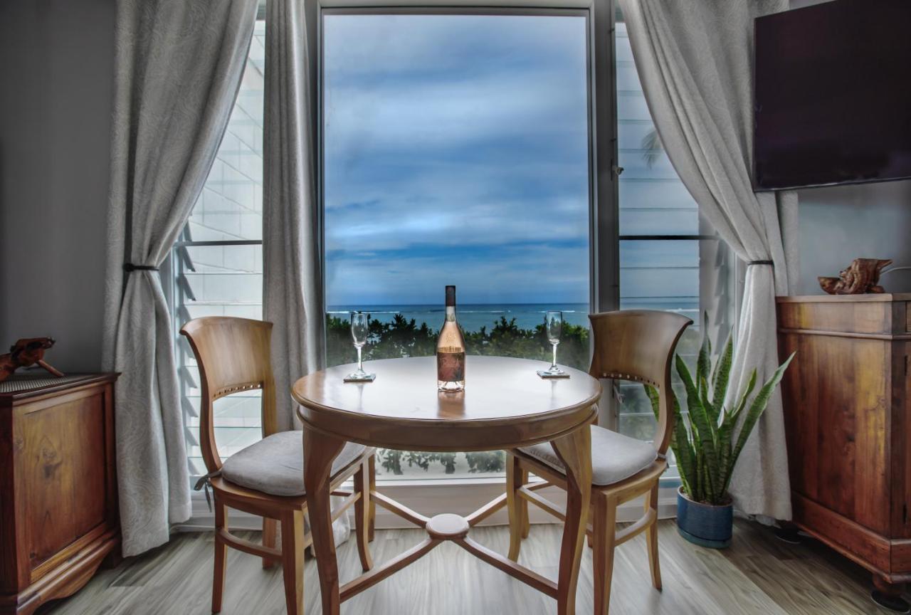 Breezy Beachfront Bali-Style Haven 180 Degree Oceanview Hau'ula Buitenkant foto