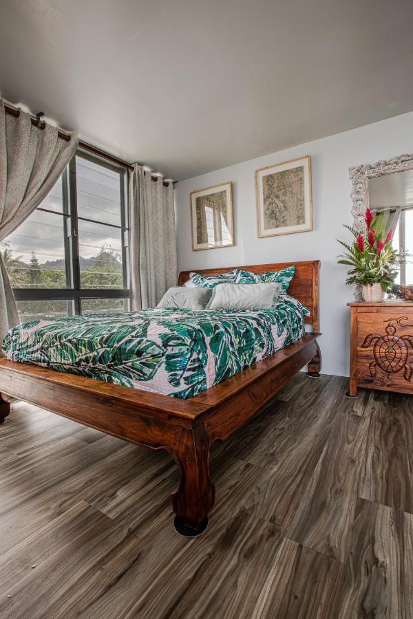 Breezy Beachfront Bali-Style Haven 180 Degree Oceanview Hau'ula Buitenkant foto